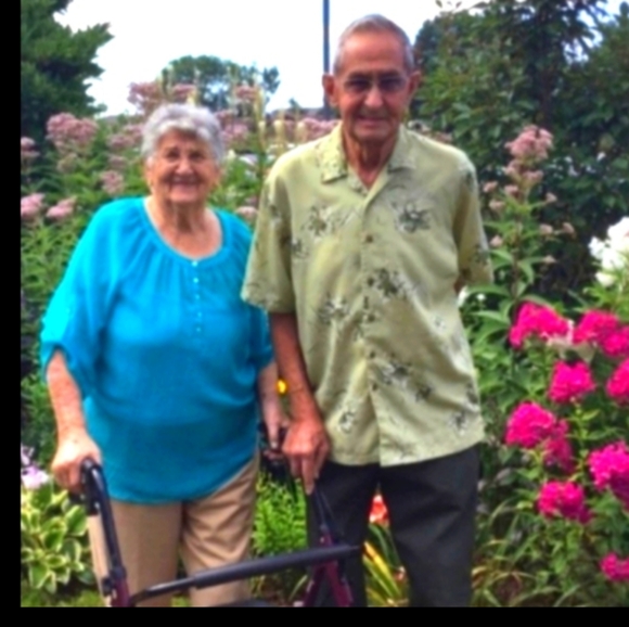 βοΈ VNTG 1975 MAGIC KINGDOMS Book Walt Disney Collectible! - Picture 17 of 17